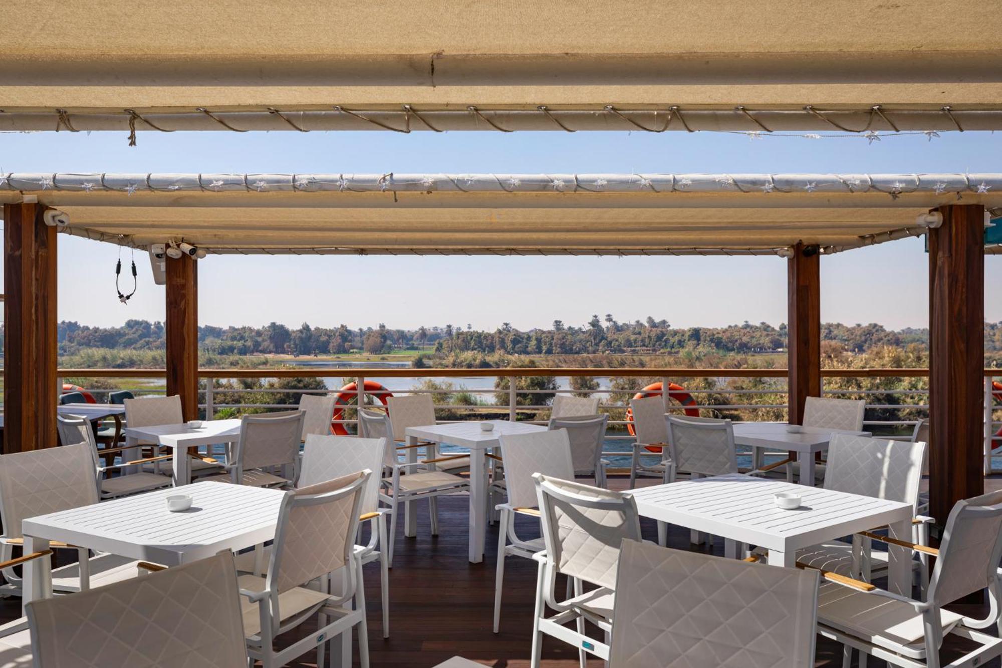 Tia Boutique Nile Cruise - Every Monday From Luxor For 04 & 07 Nights - Every Friday From Aswan For 03 & 07 Nights Bagian luar foto